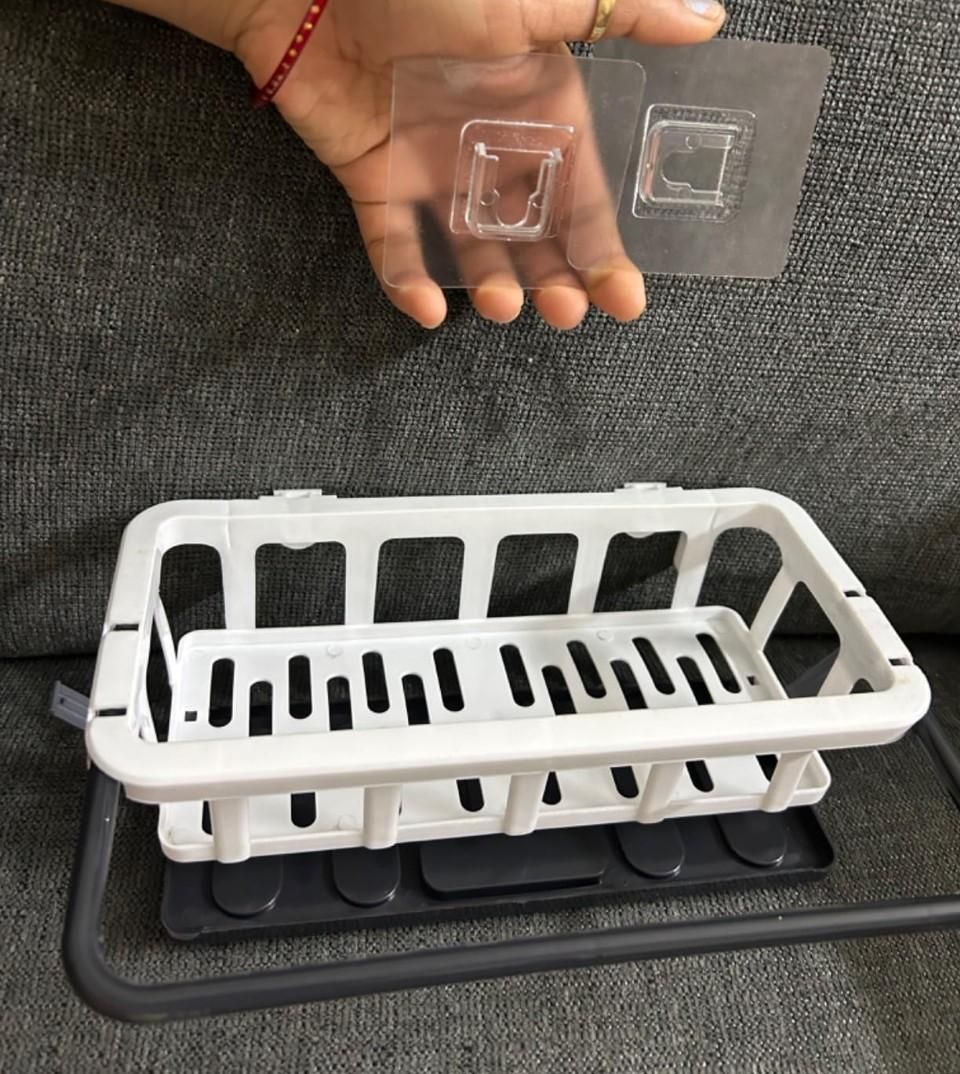 Retractable Sponge Storage Hanging Rack – Smart Kitchen Organizer